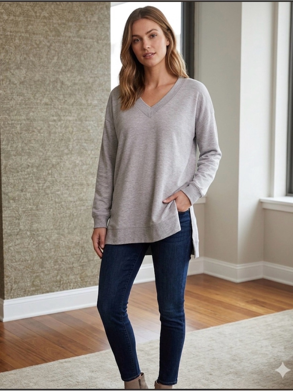 Thread & Supply V-Neck beige Heather Sweatshirt- size Small